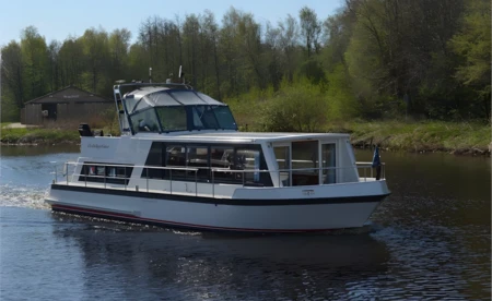 Safari Houseboat 1200