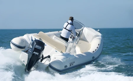 Black Fin 23 Elegance