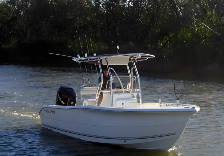 SEA PRO 220CC Marina Bas-du-Fort | MICYMA