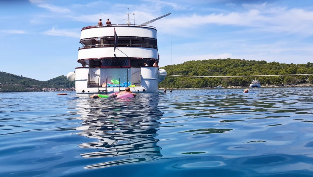 Segeln durch die berühmten Naturgebiete Kroatiens