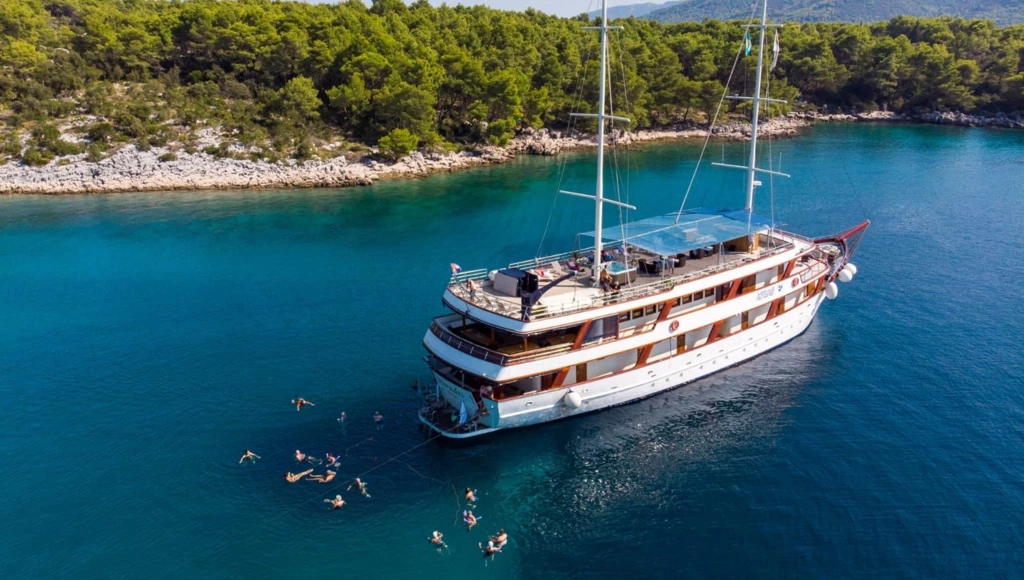 Splendeurs et magie de la nature et culture croate en 8 jours sur un Yacht