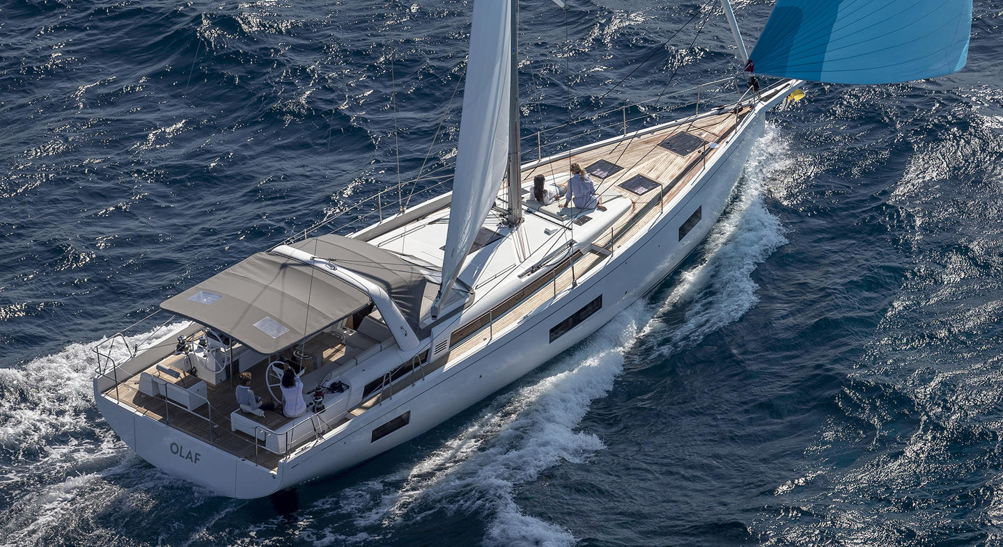 Oceanis Yacht 54