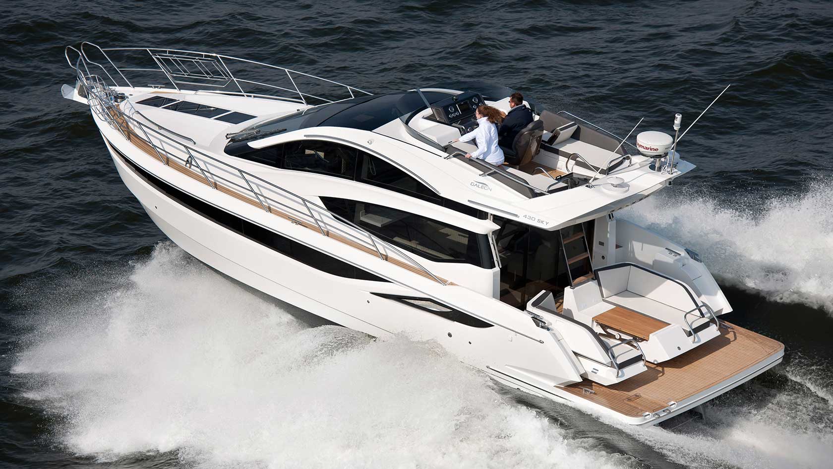 Galeon 430 Skydeck