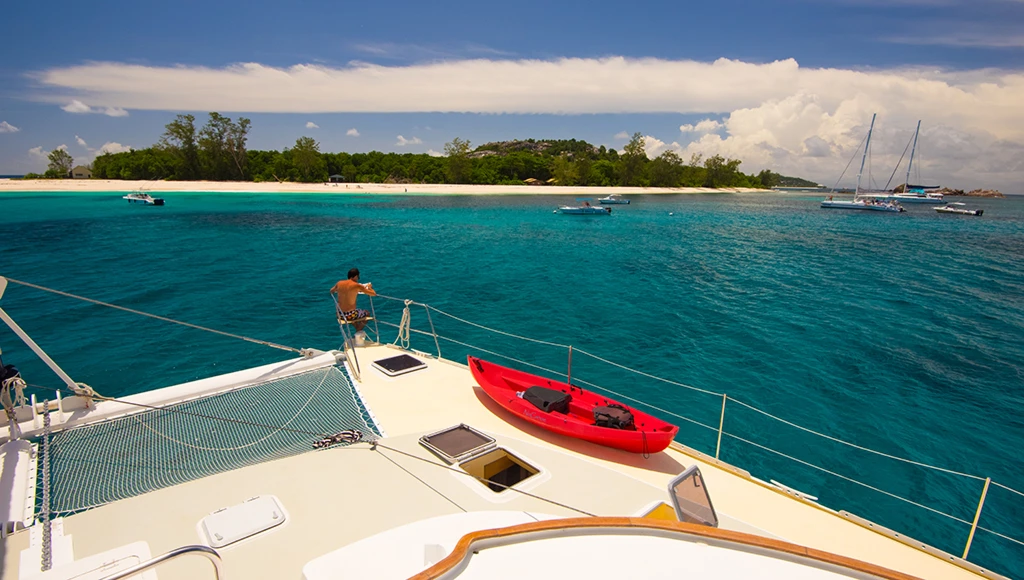 Paraíso azul: crucero de 5 días por las Seychelles en las aguas más cristalinas del mundo