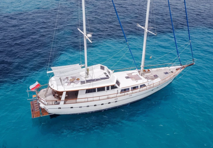 Lagaro Port Vell | Barcelona Gulet Yacht