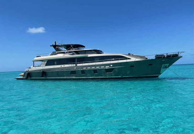 Julianne Bahamas | Julianne