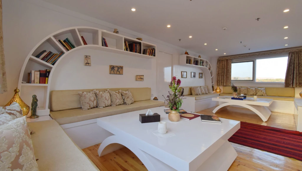 6 day cruise aboard a Dahabieh on the enchanting Nile