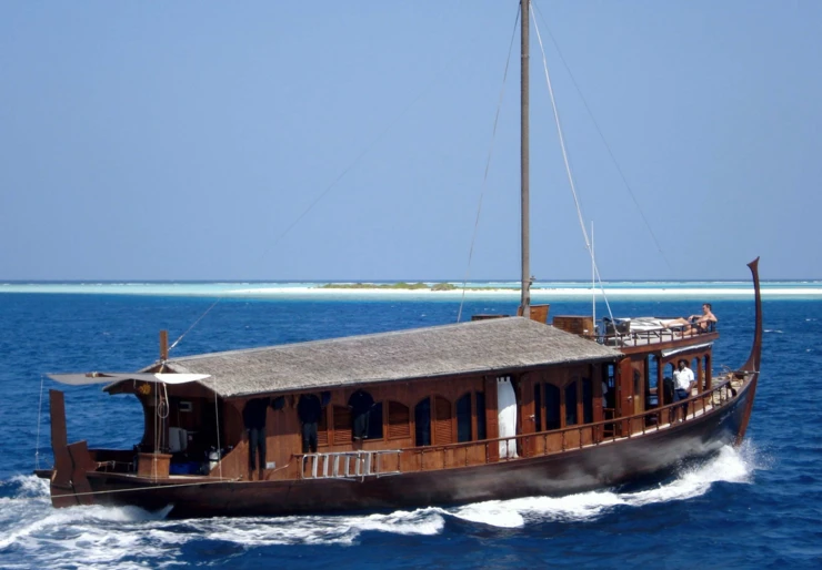 Dhoni Stella 2 Male | Stella 2