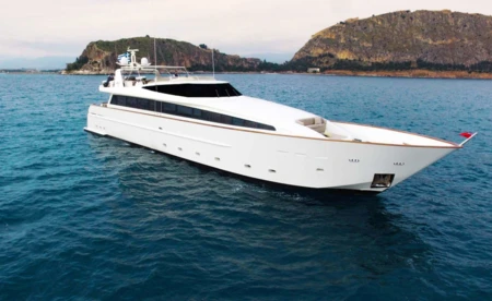 M/Y Aquila