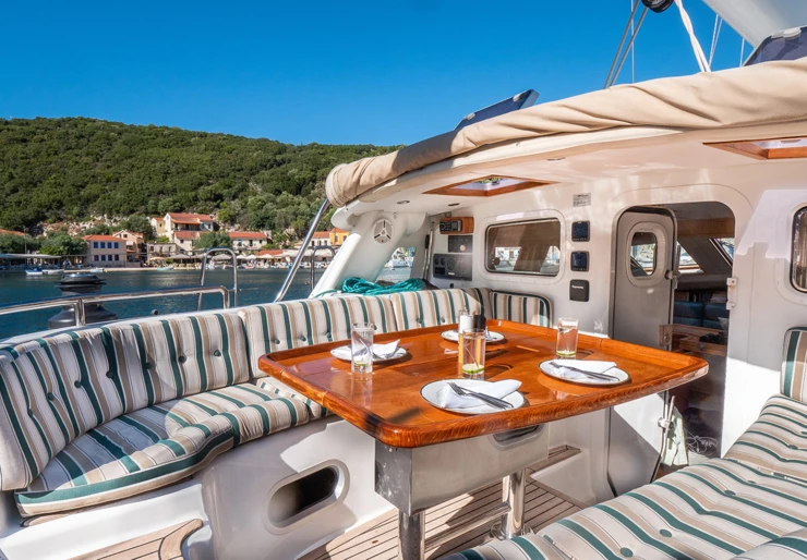 Trintella 65 Classic Vliho Yacht Club | MORNING CALM