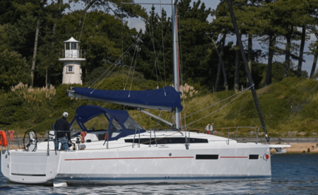 Sun Odyssey 380