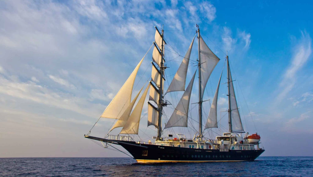 Voyage de rêve dans les Cyclades : entre panoramas grandioses, eaux limpides et charme authentique des villages grecs