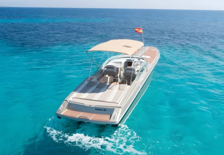 Formula 38 Marina Ibiza | FOLLOW ME