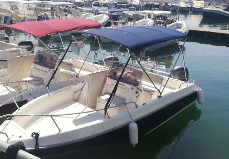 Romar Open 5.70 Port de Salerne | 