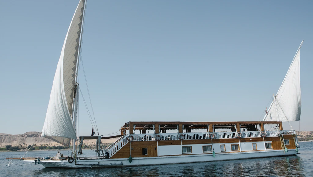 Somptueuse odyssée égyptienne : détente et découvertes culturelles le long du Nil, entre Louxor et Assouan