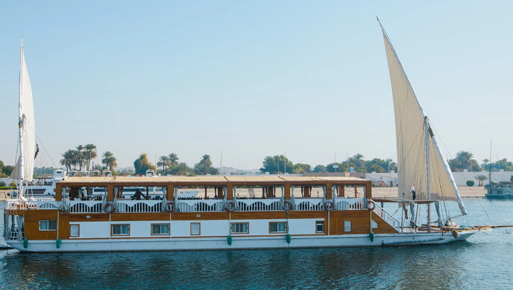 Somptueuse odyssée égyptienne : détente et découvertes culturelles le long du Nil, entre Louxor et Assouan