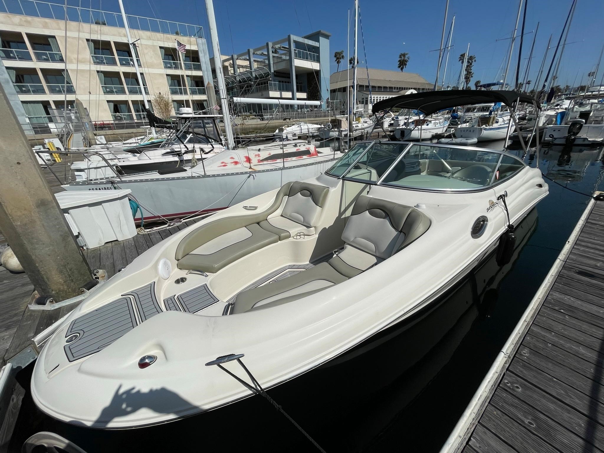 Sea Ray 270