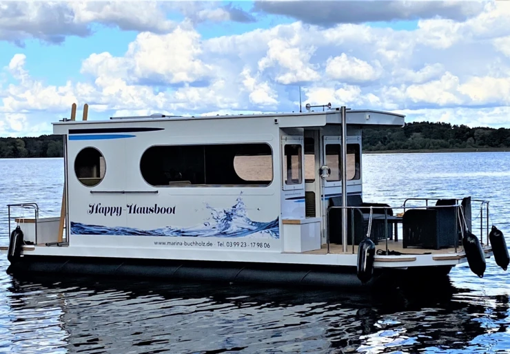 Rollyboot 8.2 Waren | Traumschiff