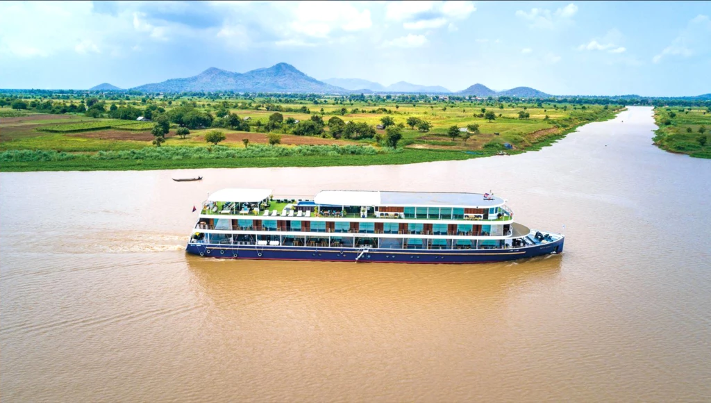 Sur les traces de l'empire khmer : croisière culturelle de 17 jours en Indochine