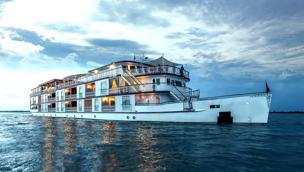 The lost civilisation Siem Reap: Saigon in 8 days