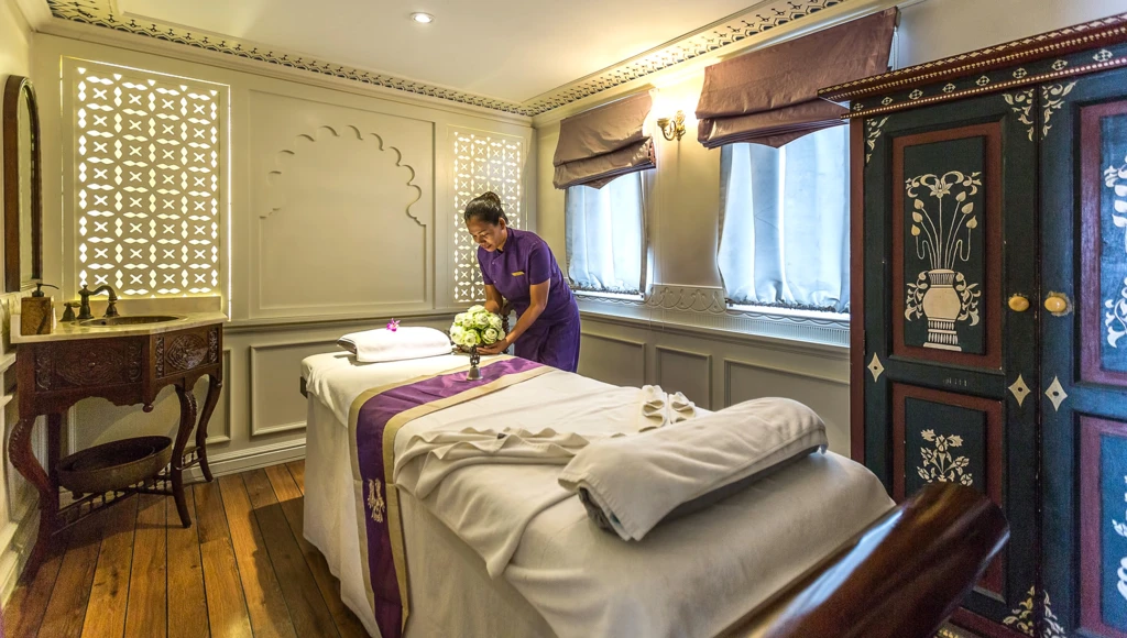 The lost civilisation Siem Reap: Saigon in 8 days