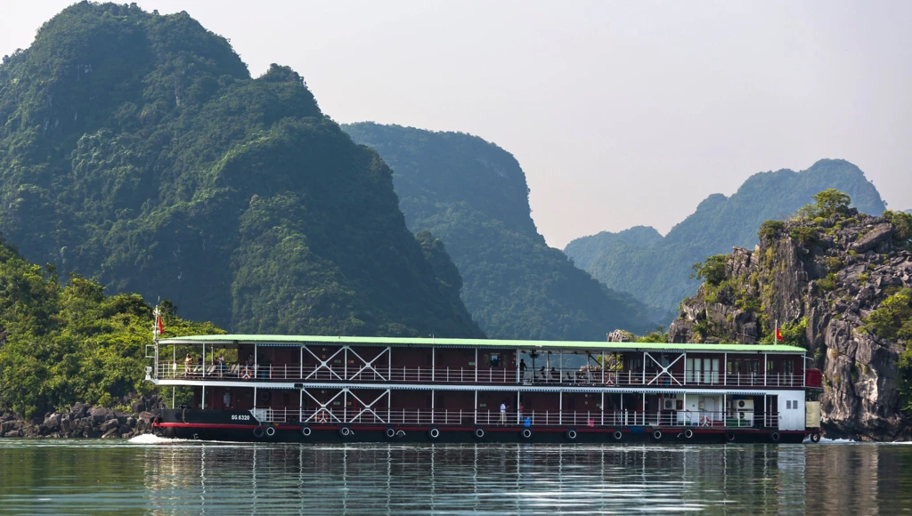 Baia di Halong e Fiume Rosso