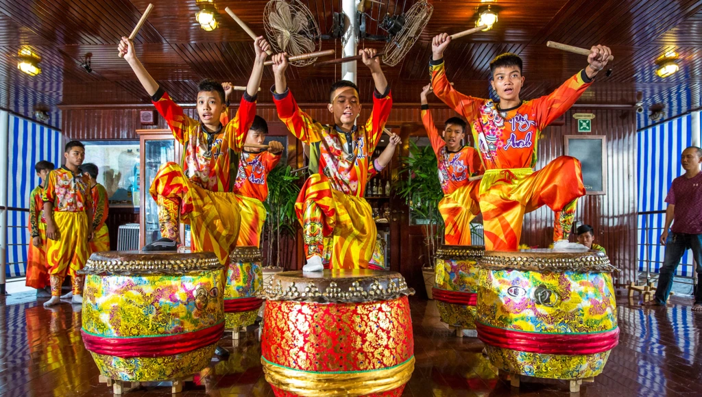 Baia di Halong e Fiume Rosso