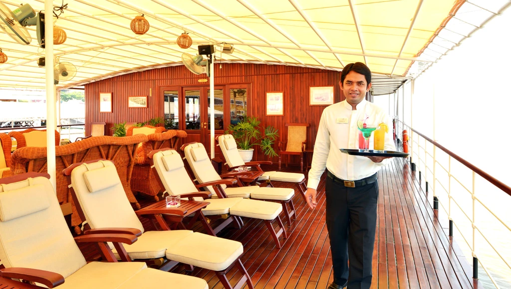 Timeless Mekong: a journey through history and culture, from Hô Chi Minh to Siem Reap