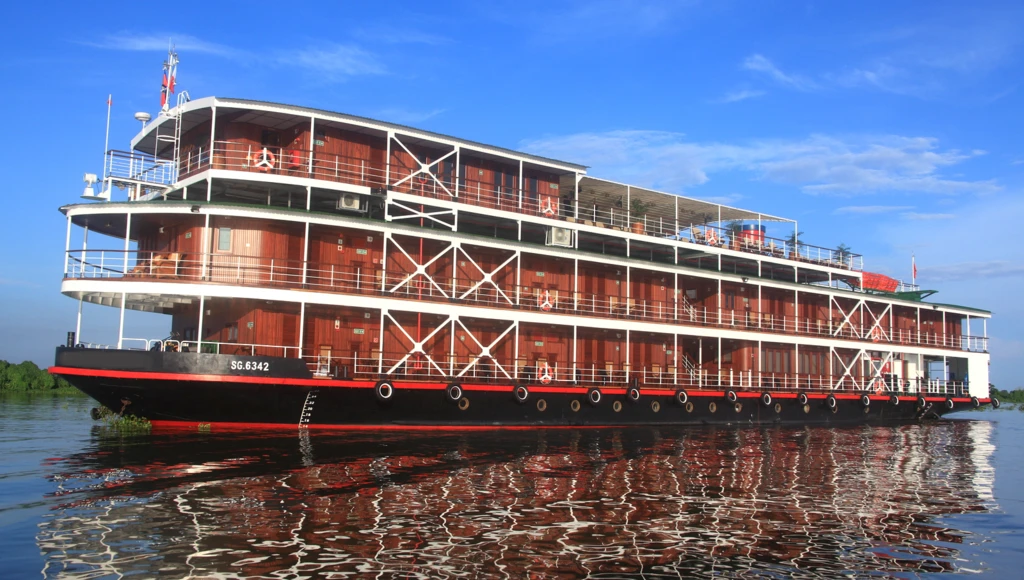 Timeless Mekong: a journey through history and culture, from Hô Chi Minh to Siem Reap