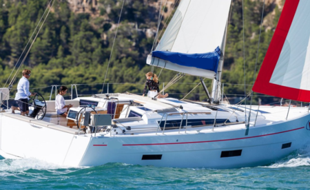 Dufour 530