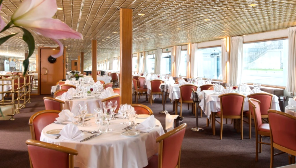 Beauties of Paris and the Normandy Coast