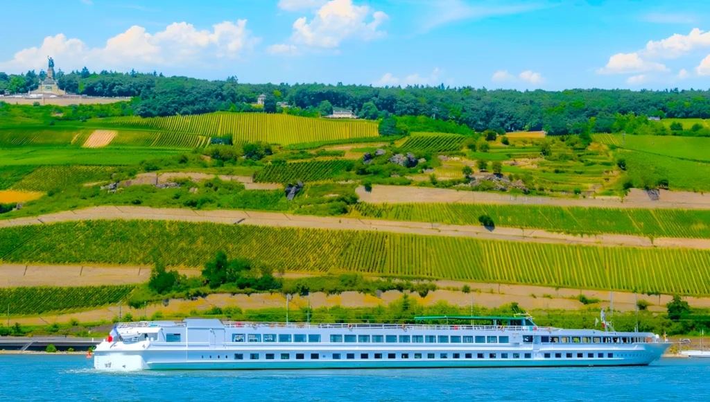 2 Rivers: the romantic Rhine valley and the magic of the Moselle