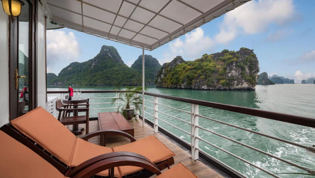 Évasion unique en baie d'Halong : croisière inoubliable au cœur du Vietnam
