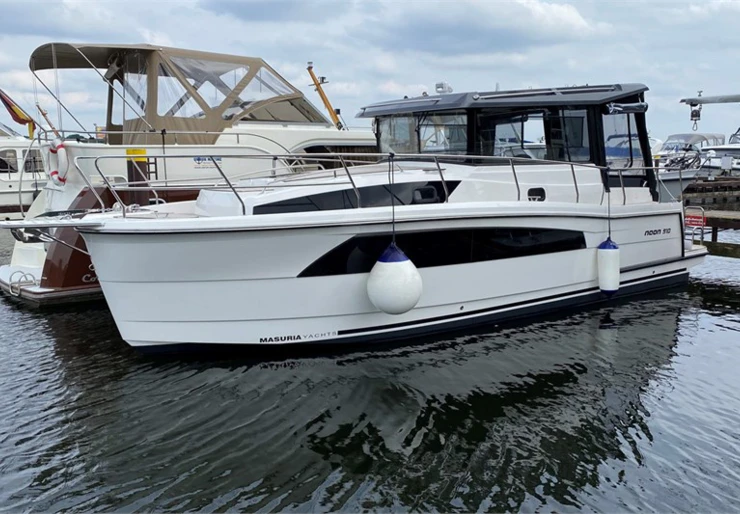 Neon 910 Berlin | Norby