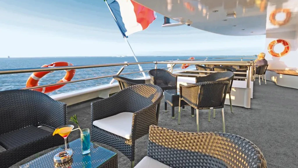 Del Mar Negro al Danubio Azul, de Bucarest a Viena