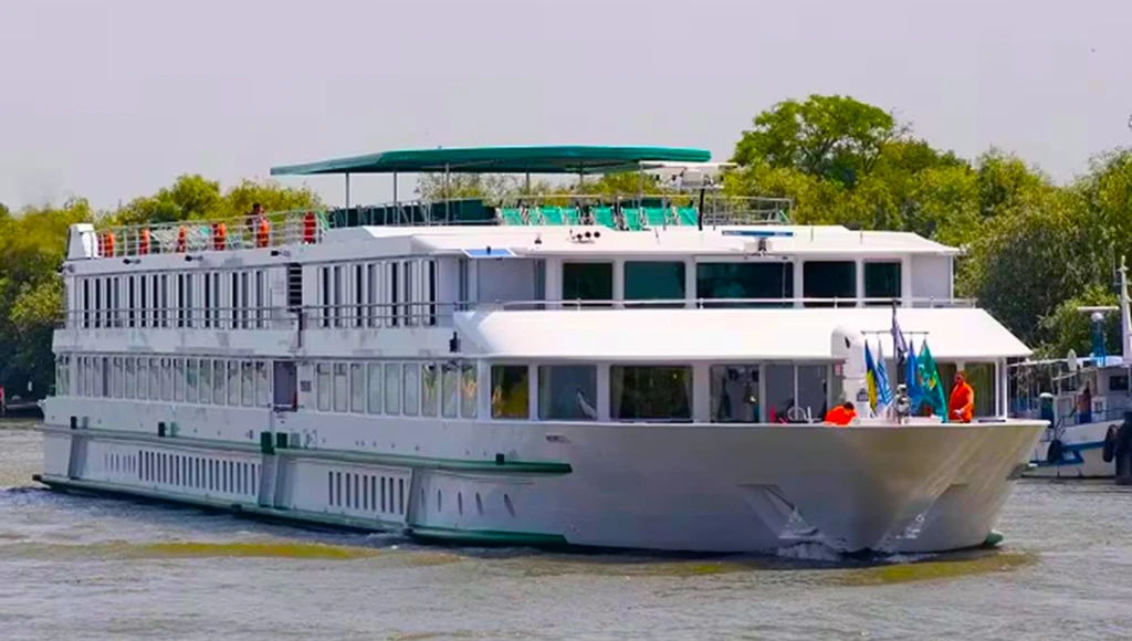 Del Mar Negro al Danubio Azul, de Bucarest a Viena