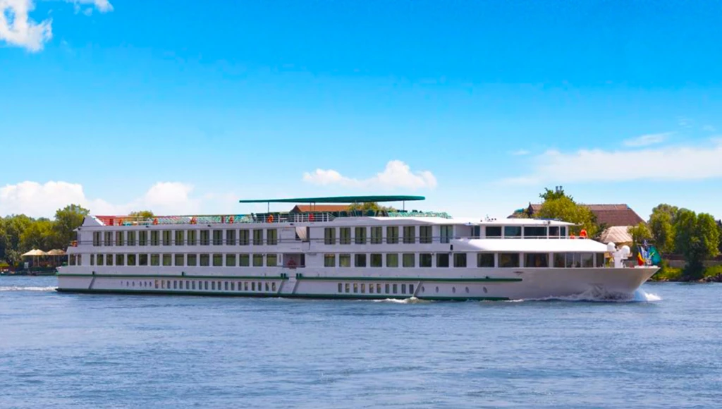 Del Mar Negro al Danubio Azul, de Bucarest a Viena