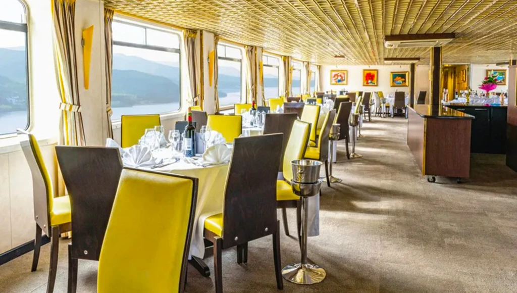 Del Mar Negro al Danubio Azul, de Bucarest a Viena