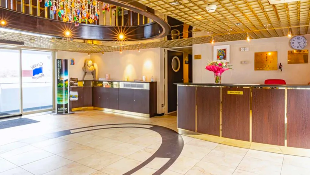 Del Mar Negro al Danubio Azul, de Bucarest a Viena