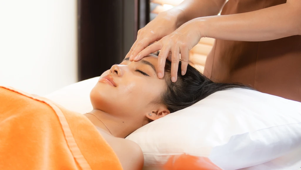 17 jours pour découvrir le Mékong (de Siem Reap vers Saigon) puis la baie d'Halong