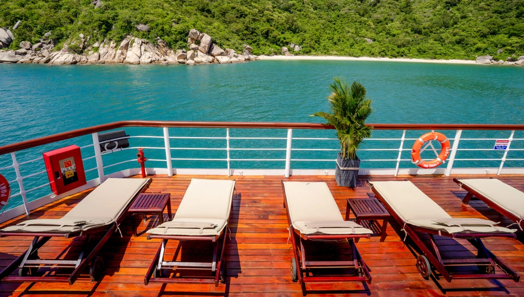 17 jours pour découvrir le Mékong (de Siem Reap vers Saigon) puis la baie d'Halong