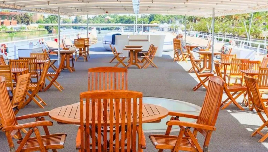 Crociera di 6 giorni nel cuore dell'Andalusia: Capodanno a Siviglia e scoperta del fascino locale