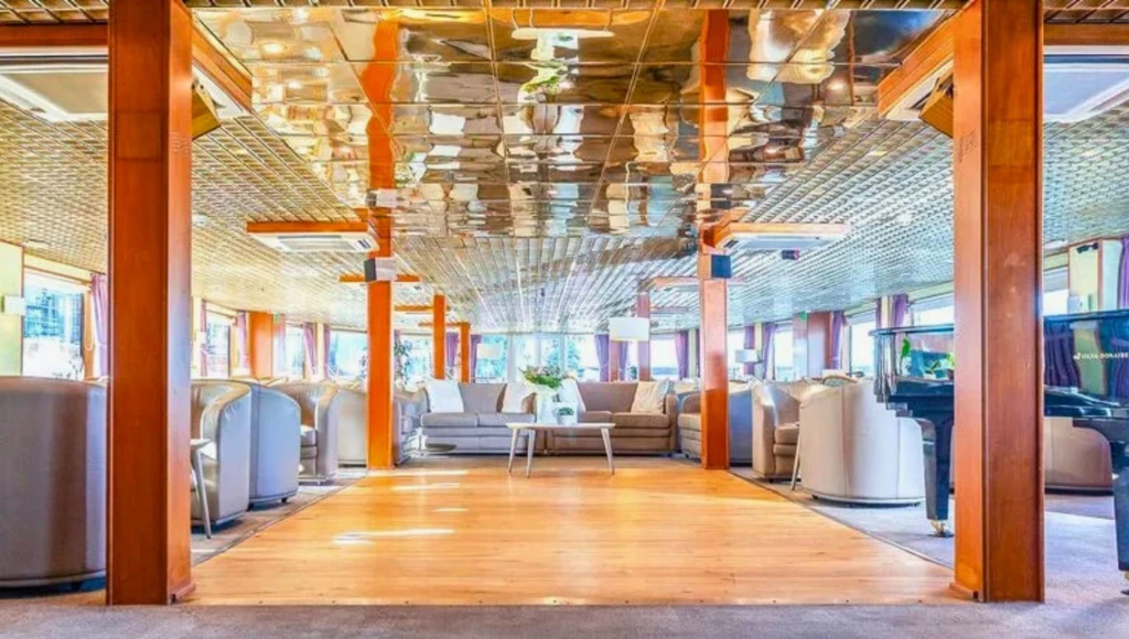 Crociera di 6 giorni nel cuore dell'Andalusia: Capodanno a Siviglia e scoperta del fascino locale