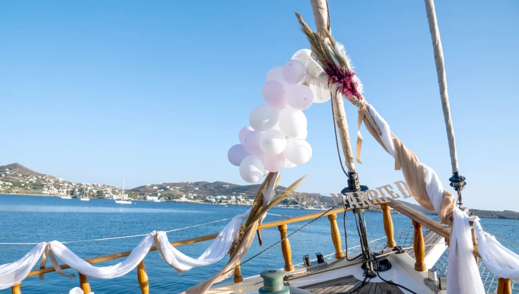 Cruise in the Eastern Cyclades, jewels of the Greek islands