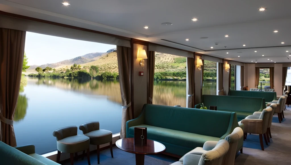 Magnifico viaggio lungo il Douro, tra i villaggi e i vigneti portoghesi più belli