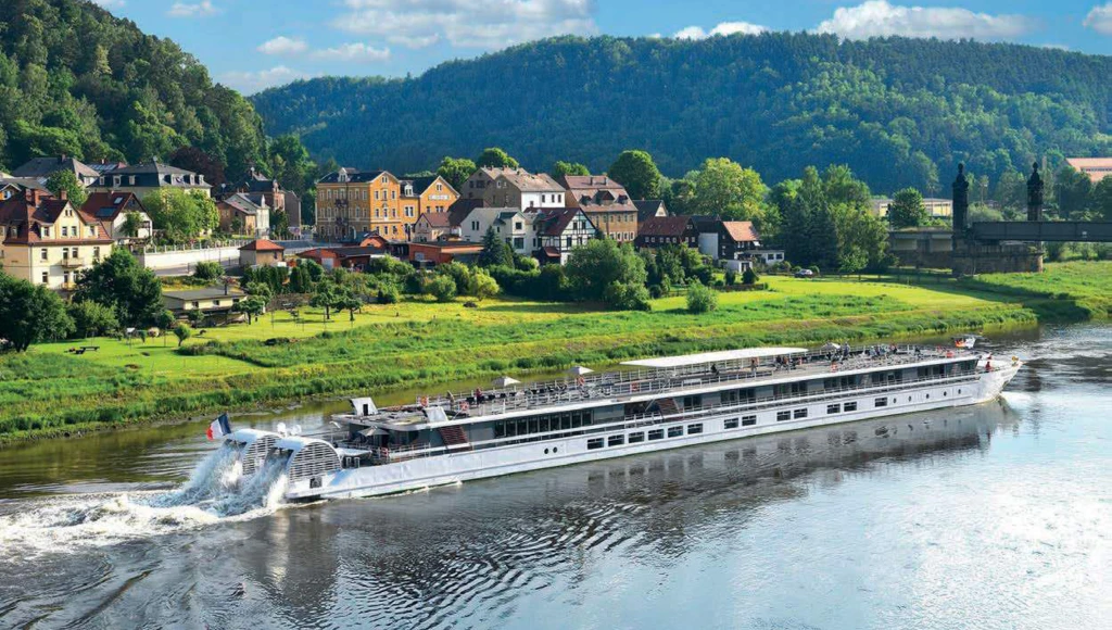 Croisière romantique entre Berlin et Prague, les plus belles escales sur l'Elbe et la Moldau