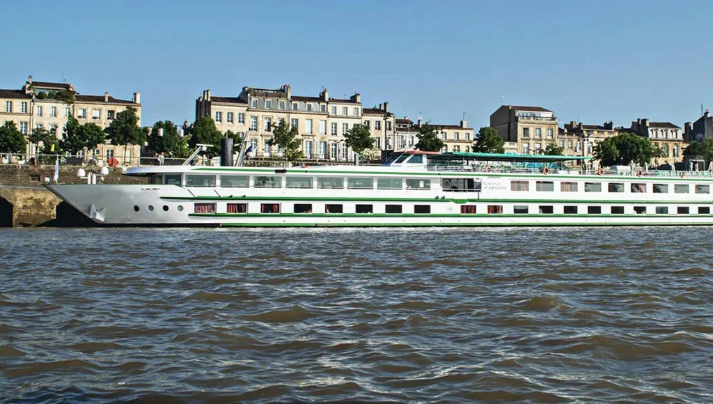 Séjour en bateau à la découverte des sites mythiques : de la Bourgogne à la Camargue