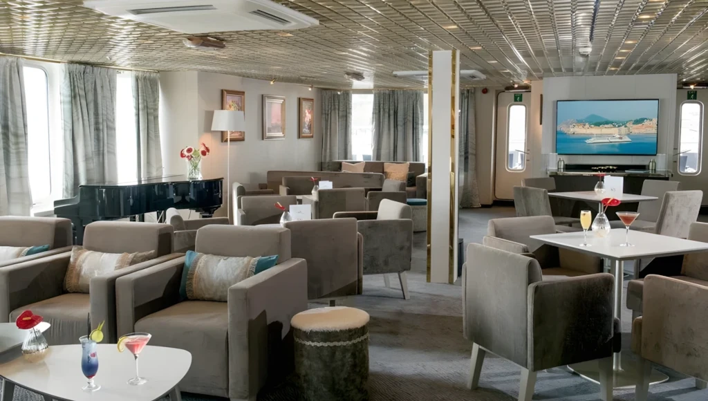 Cruceros marítimos por el Adriático : un encuentro excepcional con la naturaleza y la historia