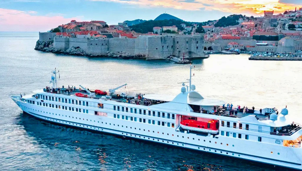 Cruceros marítimos por el Adriático : un encuentro excepcional con la naturaleza y la historia