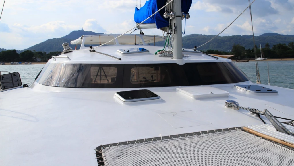 Lujo tropical: navegación excepcional entre Phuket, Koh Lanta y Koh Phi Phi Ley